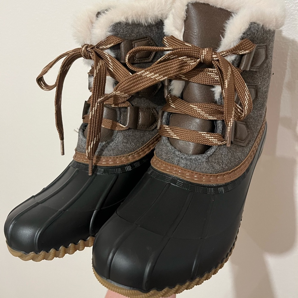 Like new winter boots